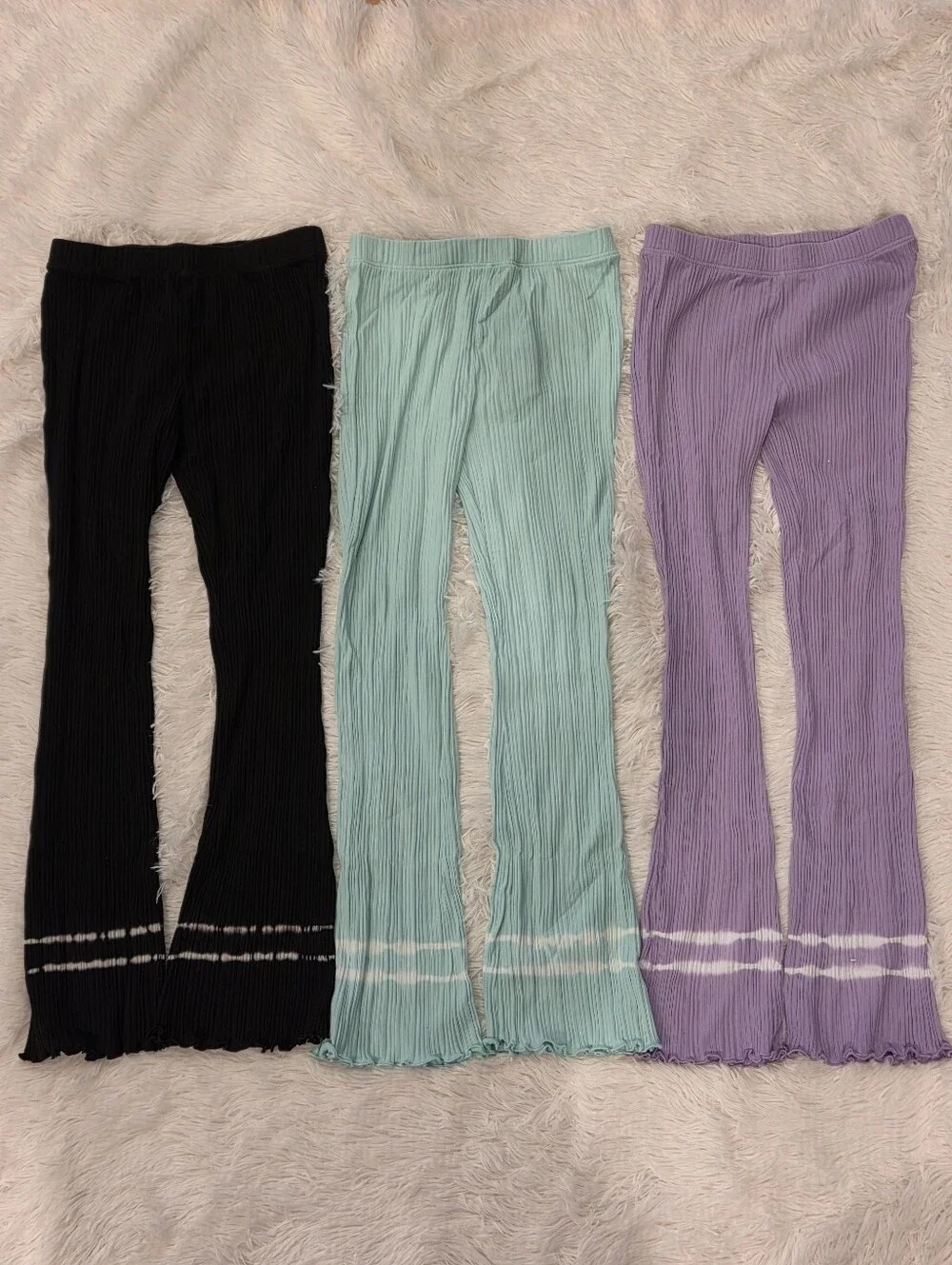 Old Navy Bundle Of 3 Pairs Flare Leggings Black, Teal, Purple Girls Size 10/12